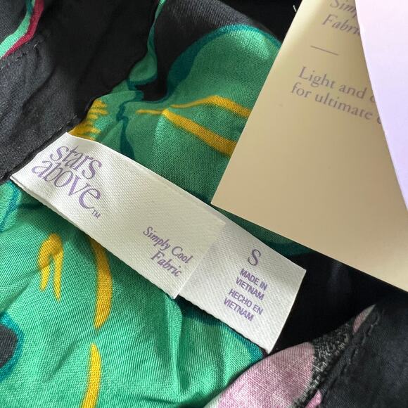 Stars Above Women's Black Floral Simply Cool Short Sleeve Sleep Top - Small- NWT - Picture 2 of 8